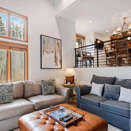 Ridgepoint Townhome 198 By East West Hospitality Beaver Creek Exterior photo