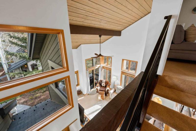Ridgepoint Townhome 198 By East West Hospitality Beaver Creek Exterior photo